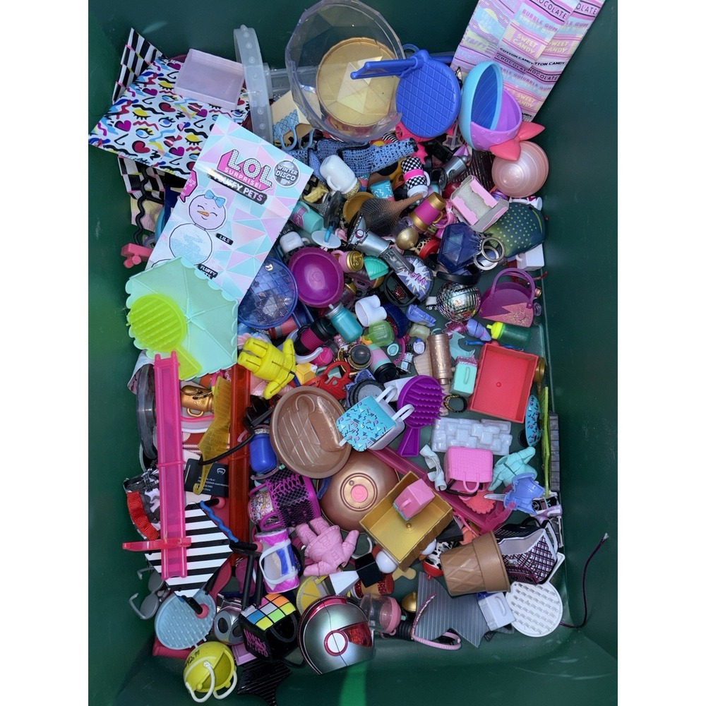 Massive L.O.L. Surprise Doll Lot - 43 Dolls & Pets + Huge Accessory Bin - Picture 2 of 9